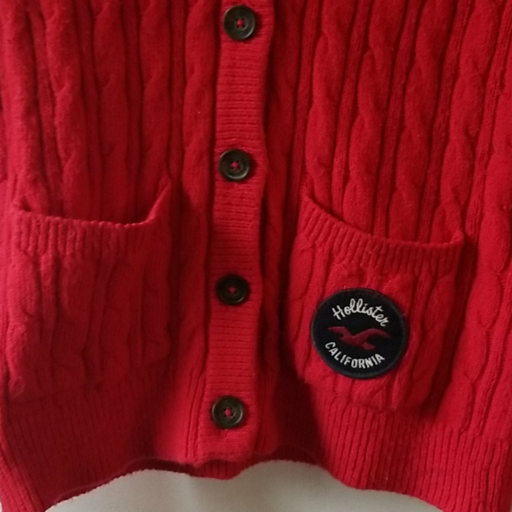Clothes - Picture 3 of 4